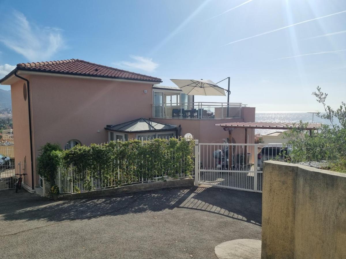Dernier Etage D'Une Maison Roquebrune-Cap-Martin Buitenkant foto